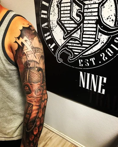 Casey Shaw tattoo 013
