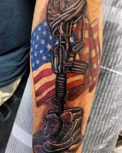 Casey Shaw tattoo 018