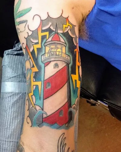 Casey Shaw tattoo 036