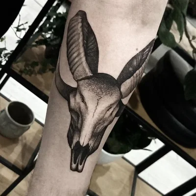 Sroka Złodziejka tattoo 027