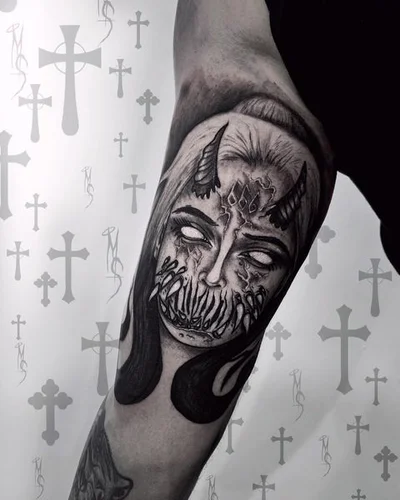 Maria Saint tattoo 012