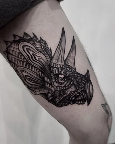 Maria Saint tattoo 025