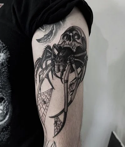 Maria Saint tattoo 049