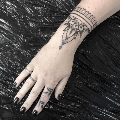 Stacey Green tattoo 030