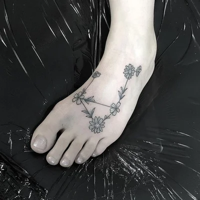 Stacey Green tattoo 036