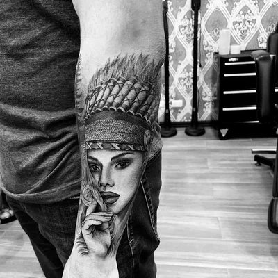 Stan Ruiz tattoo 042