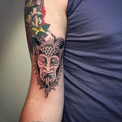 - STᗩᑎ-Tᗰ-TᗩTTOOS- tattoo 048