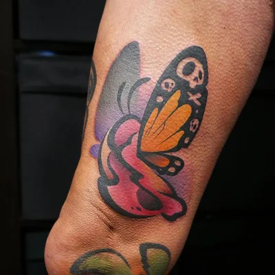 Traveling Tattoo Artist tattoo 017