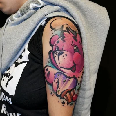 Traveling Tattoo Artist tattoo 024