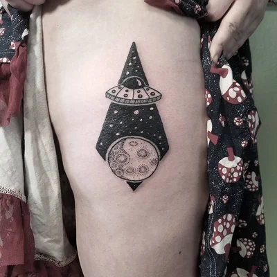 Christina Villagomez tattoo 036