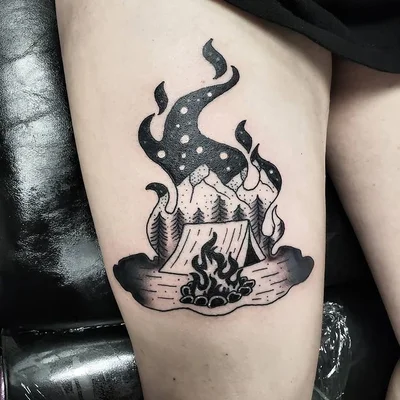 Christina Villagomez tattoo 044