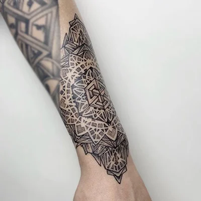 Stasya Chu tattoo 021