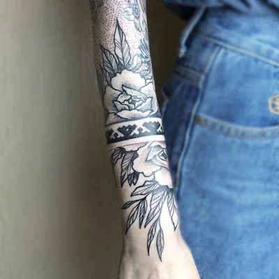 Stasya Chu tattoo 032