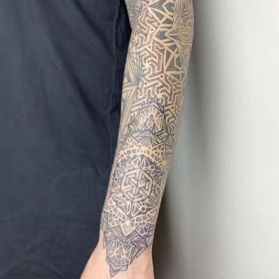 Stasya Chu tattoo 036