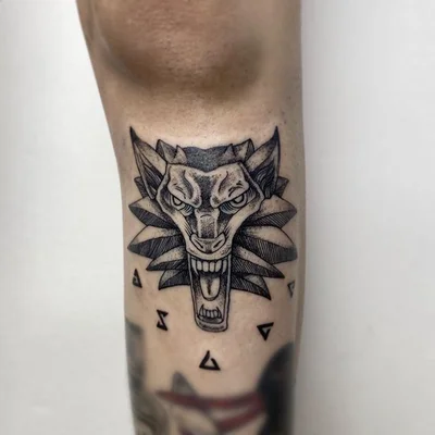 Stasya Chu tattoo 045