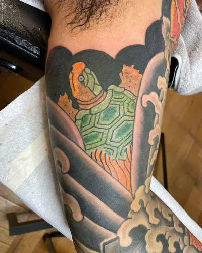 Lili Renée tattoo 017