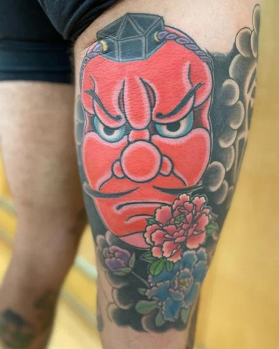 Lili Renée tattoo 040