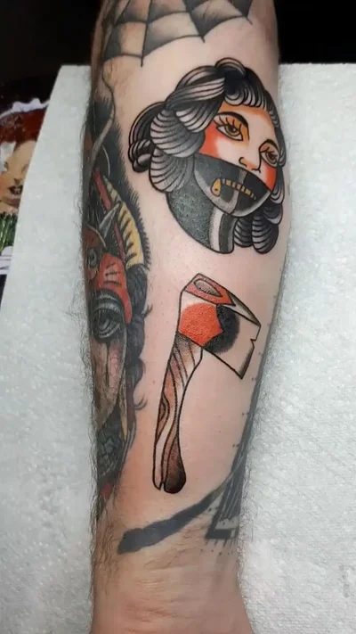 @gibsini tattoo 022