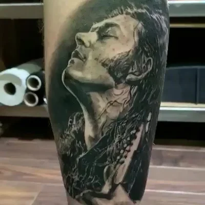 @gibsini tattoo 023