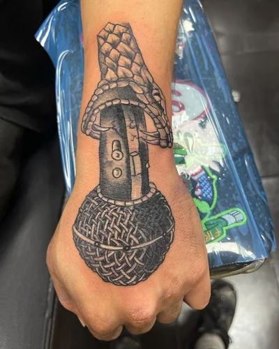 Brady tattoo 023