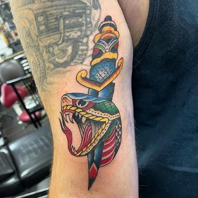 Brady tattoo 047