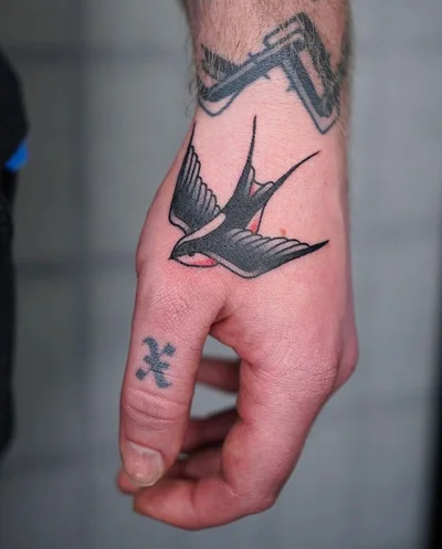 Stay Free Tattoo Berlin tattoo 011