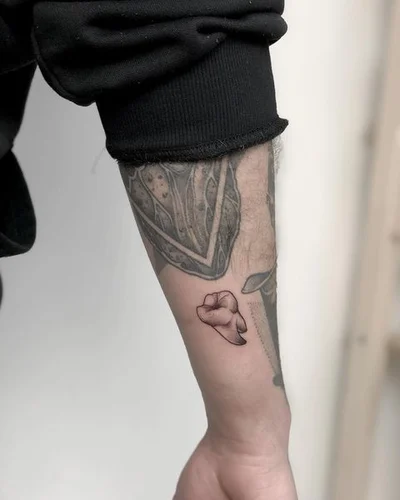 Stefania Torregrossa tattoo 039