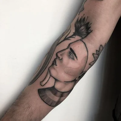 Stefania Torregrossa tattoo 040