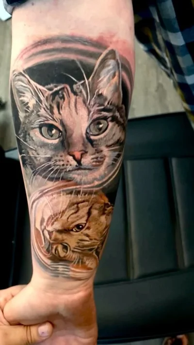 Stefan, the owner of ArtOfEternity tattoo 034