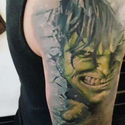 Stefan, the owner of ArtOfEternity tattoo 038