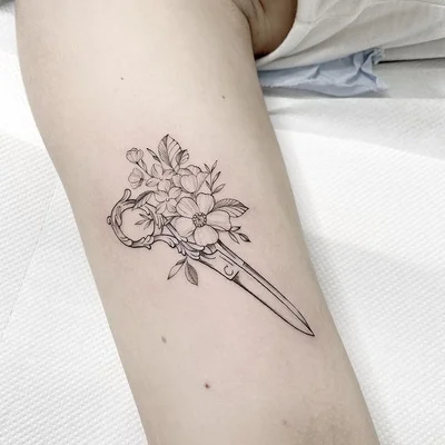 Stefania Camelia tattoo 037