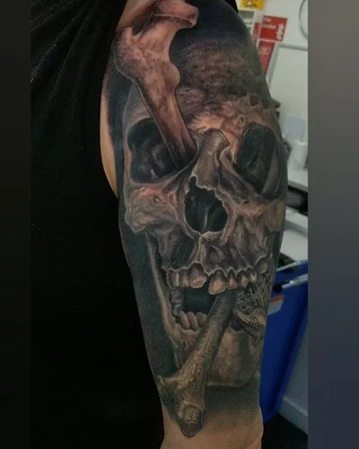 Stefan Marcu tattoo 032