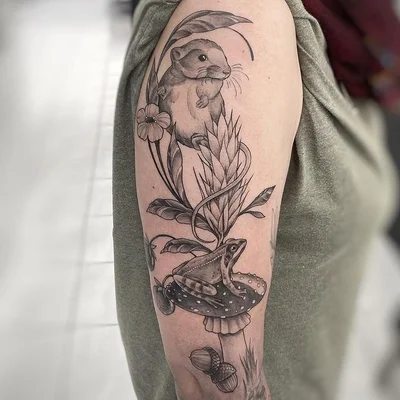 Steffi Fischer tattoo 039