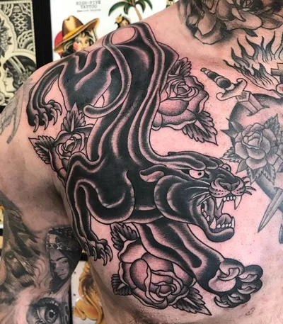 Stef Neale tattoo 017