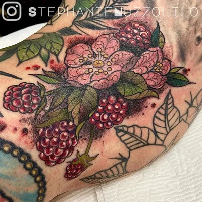 Stephanie Nuzzolilo tattoo 041