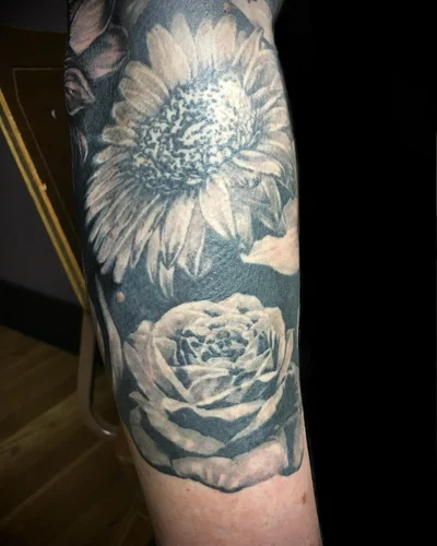 Stephanie Lane tattoo ig_011