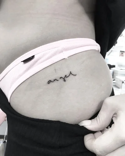 Stephanie Owens tattoo 010