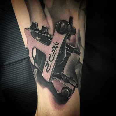 Steve Morante tattoo 042