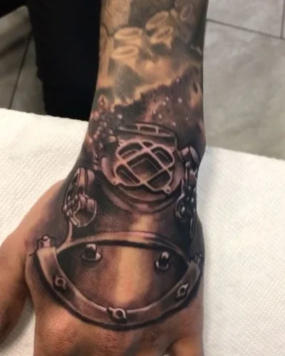 Steve Rowes tattoo 049