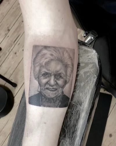 Steve Toth tattoo 011