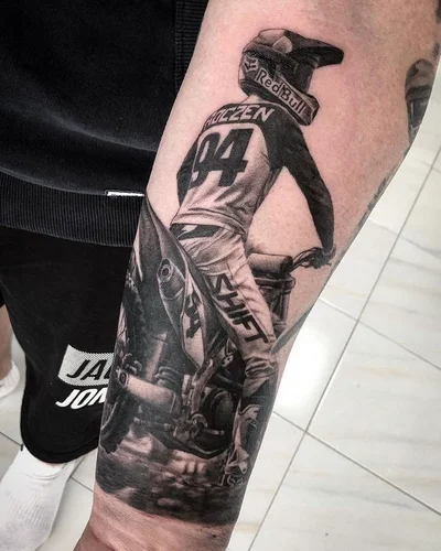 Steve Toth tattoo 033