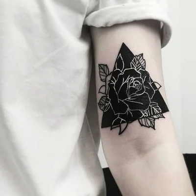 Oleg Barnich tattoo 029
