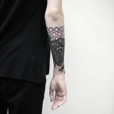 Oleg Barnich tattoo 033