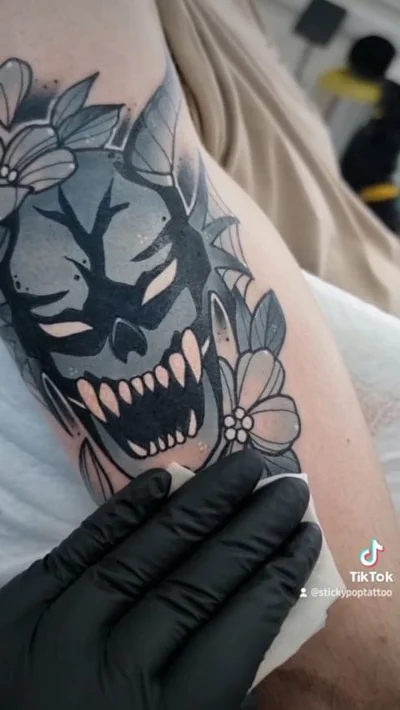 Sticky Pop tattoo 037