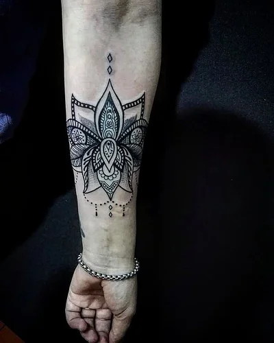 Damian Loria tattoo 027