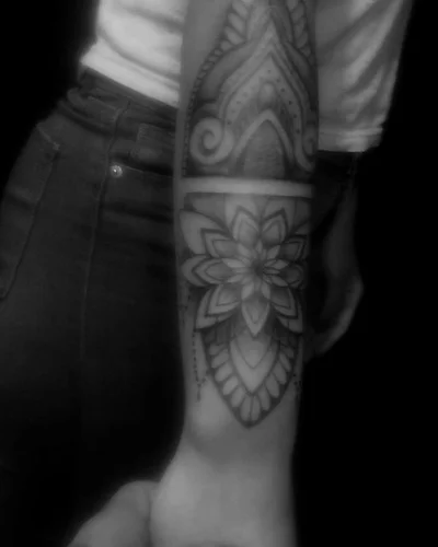 Damian Loria tattoo 044