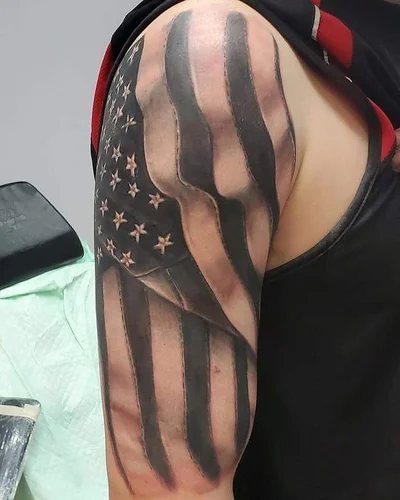 Sean Q tattoo 047