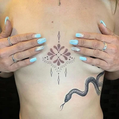 Thomas E tattoo 041