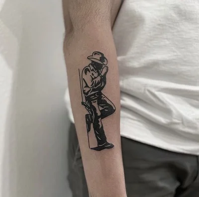 Thomas E tattoo 042