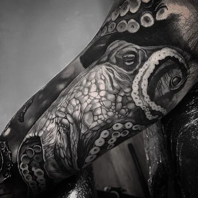 Stu Hunter tattoo 007